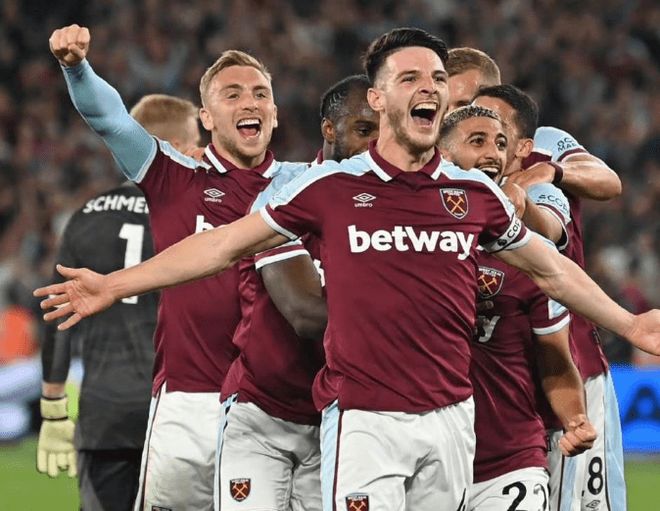 中超三连冠！海港客场1-0英博，加布里埃尔制胜球+进球被吹