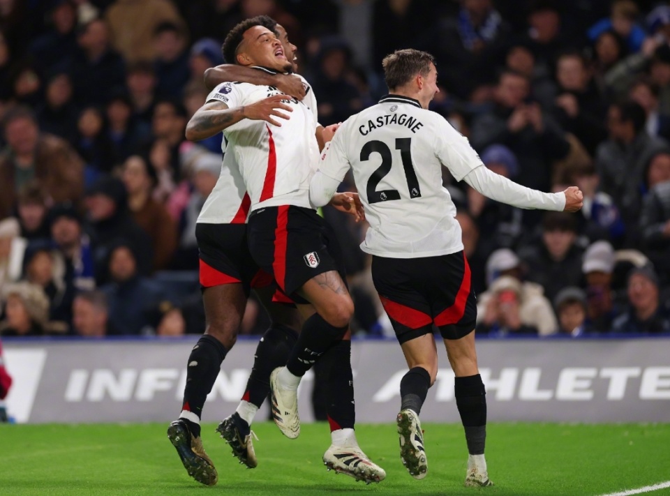 威尔希尔：道曼确实比我强，赖斯正承担他的榜样角色