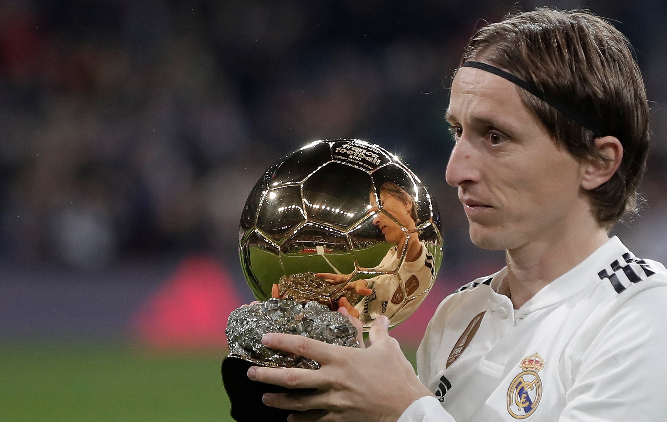 米体：路易斯-恩里克表现欠佳，没把握住这次宝贵的首发机会