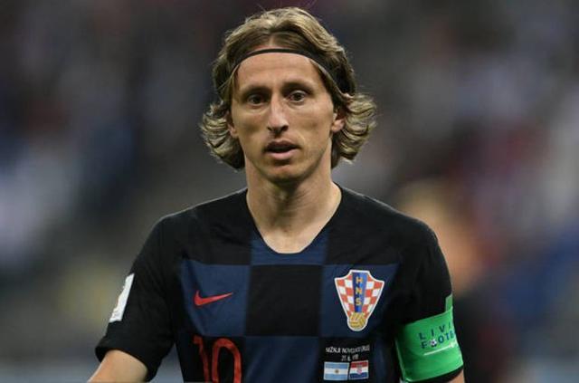 克劳福德拒付30万美元制裁费，失去WBC冠军引发拳迷热议